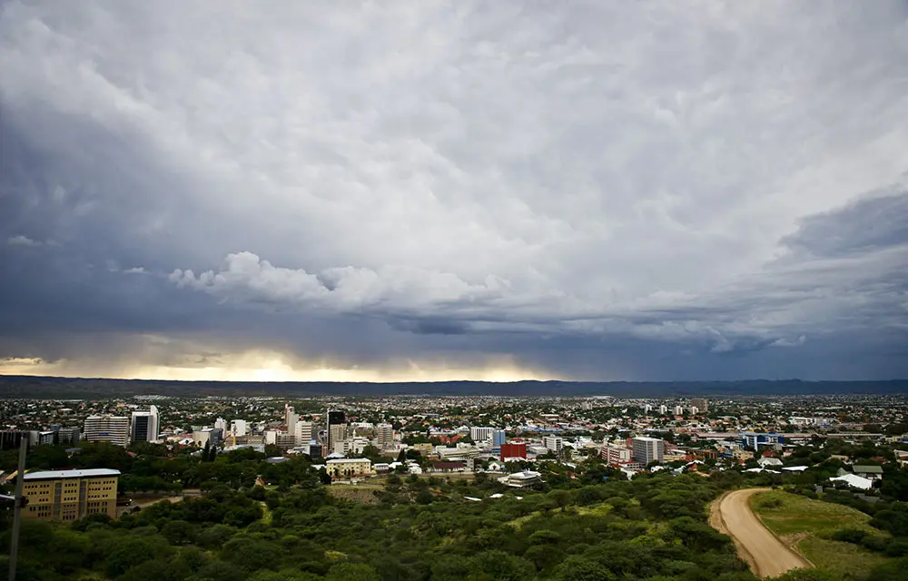 Cold front and cut-off low plunge SA into snow, rain and bitter cold