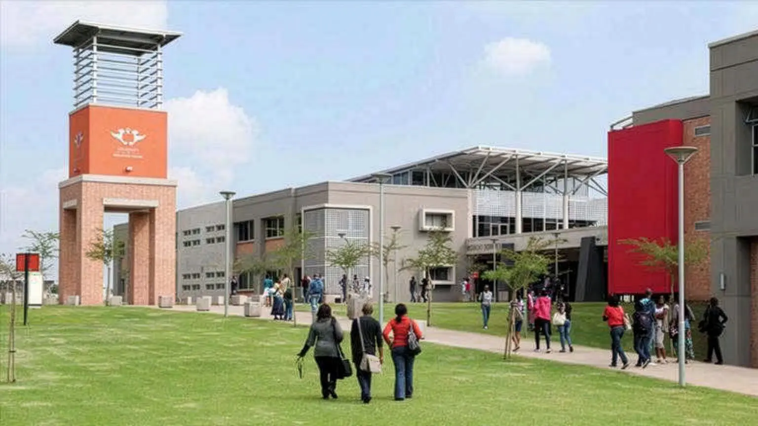 The university, lost in the spectre of anti-immigration mobilisation