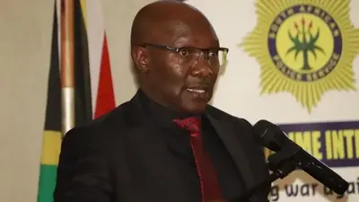 Hawks say miscommunication led to alleged interference in Molefe’s arrest
