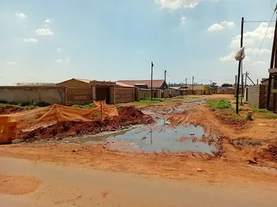 Braamfischerville residents face sewage, water and electricity problems
