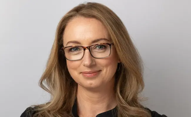 Eight questions for the interested and interesting: Lisa Pellatt
