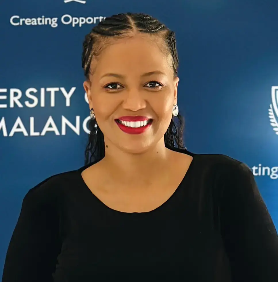 Dr Xola Nduku